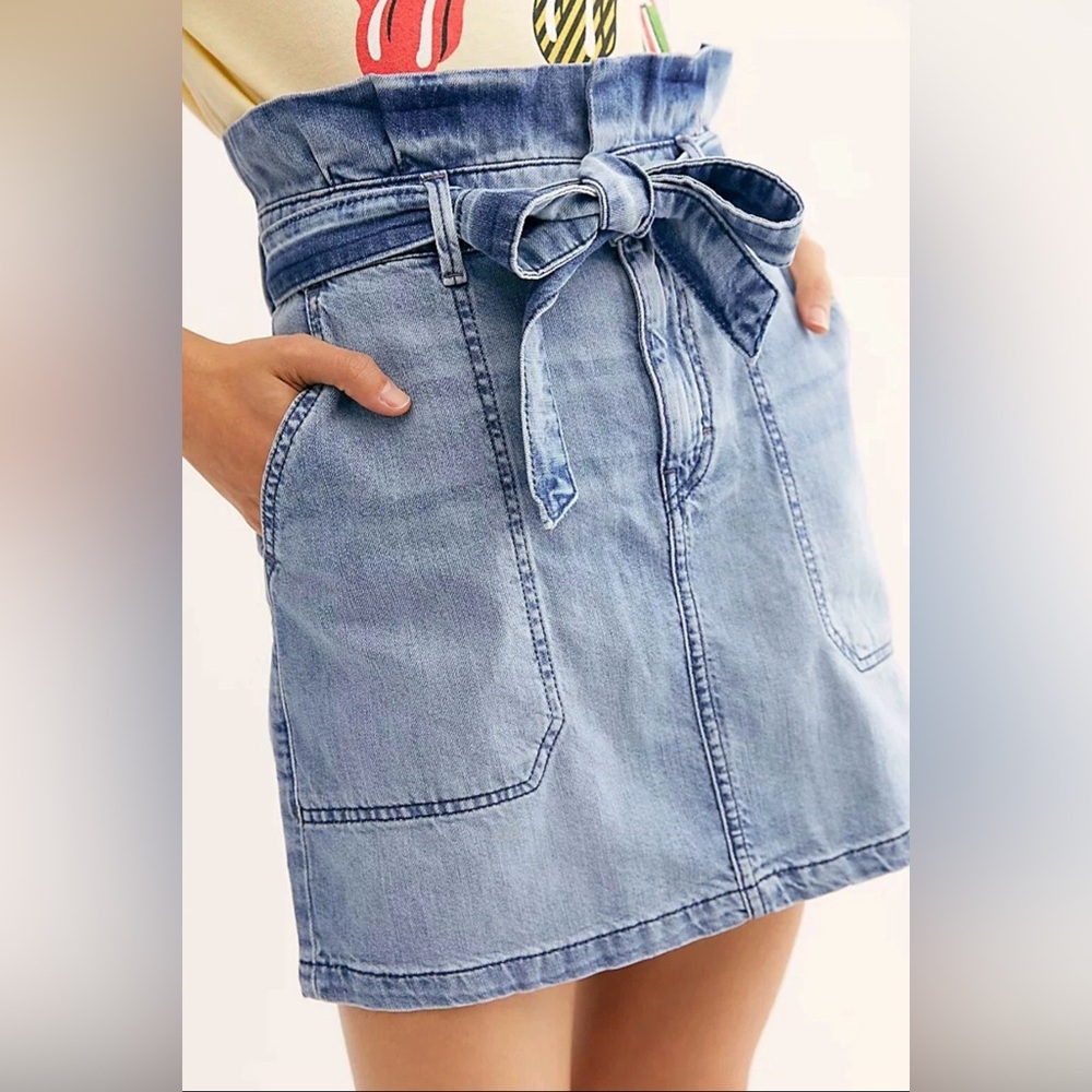 Free People Splendor in the Grass Denim Chambray Blue Paper Bag Skirt Size 4 - Picture 2 of 8